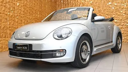Usata VW Beetle Cabriolet Sport 150 CV (110 kW) 2015 Cabrio