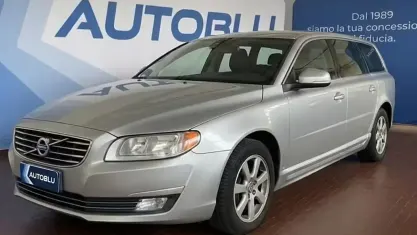 Usata Volvo V70 Momentum 2026 Station wagon