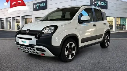 Bianco Usata 2024 Fiat Panda Cross Cross Due volumi | 13.600 € (Buon prezzo)