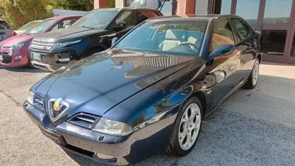 Usata Alfa Romeo 166 Distinctive 150 CV (110 kW) 2002 Blu Berlina