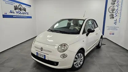 Beige Usata 2009 Fiat 500 Lounge Tre volumi | 5990 € (Buon prezzo)