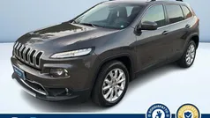 Usata 2016 Jeep Cherokee Limited SUV | 15.000 € (Buon prezzo)