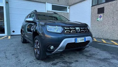 Grigio scuro Usata 2023 Dacia Duster Prestige SUV | 17.500 € (Buon prezzo)