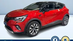 Rosso metallizzato Usata 2020 Renault Captur Intens SUV | 18.200 € (Buon prezzo)