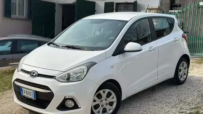 Usata Hyundai i10 67 CV (49 kW) 2014 Bianco Utilitaria
