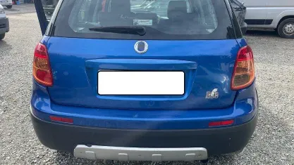 Usata Fiat Sedici Dynamic 120 CV (88 kW) 2007 Blu SUV