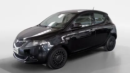 Nero Usata 2022 Lancia Ypsilon S Due volumi | 9900 € (Buon prezzo)