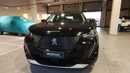Nero Usata 2022 Peugeot 2008 Allure SUV | 17.150 € (Buon prezzo)