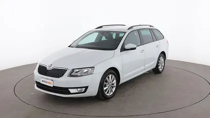 Bianco Usata 2016 Skoda Octavia Executive | 11.999 € (Buon prezzo)