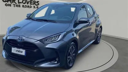 Usata Toyota Yaris Hybrid Trend 116 CV (85 kW) 2022 Grigio scuro Utilitaria