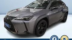 Grigio scuro metallizzato Usata 2021 Lexus UX 250h SUV | 23.700 € (Buon prezzo)
