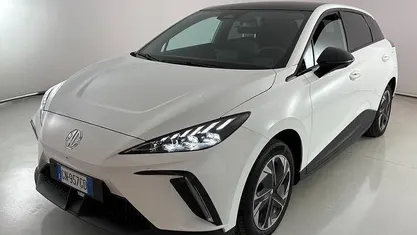 Binaco artico Usata 2023 MG MG4 EV Luxury Due volumi | 24.900 € (Buon prezzo)