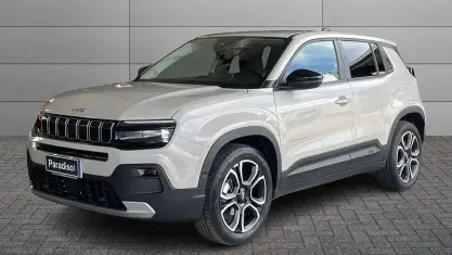 Begagnad Jeep Avenger Summit 101 HK (74 kW) 2025 Grå SUV