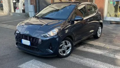 Usata Hyundai i10 67 CV (49 kW) 2022 Grigio Utilitaria