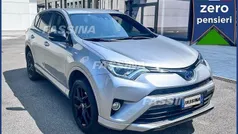 Argento Usata 2018 Toyota RAV4 Hybrid SUV | 17.800 € (Buon prezzo)