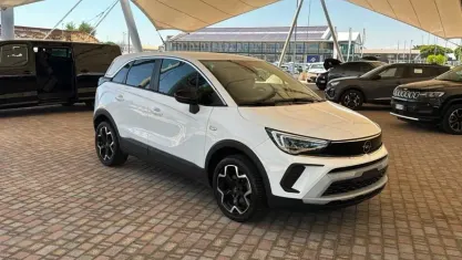 Usata Opel Crossland Elegance 110 CV (80 kW) 2023 Bianco SUV
