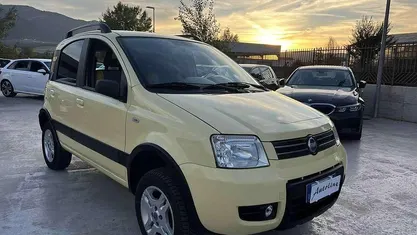 Giallo Usata 2006 Fiat Panda 4x4 Climbing Due volumi | 4900 € (Ottimo prezzo)
