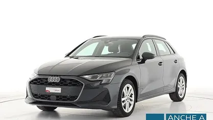 Usata Audi A3 Ambiente 116 CV (85 kW) 2025 Grigio Berlina