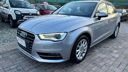 Grigio Usata 2016 Audi A3 S-Line Tre volumi | 11.800 € (Ottimo prezzo)