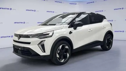 Usata 2024 Renault Captur Techno SUV | 23.490 € (Molto cara)