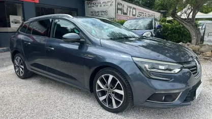 Usata Renault Mégane GrandTour Bose Edition 110 CV (80 kW) 2017 Grigio Station wagon