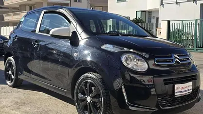 Nero Usata 2016 Citroën C1 Shine Due volumi | 7400 € (Buon prezzo)