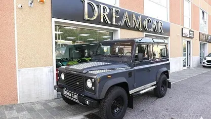 Usata Land Rover Defender 109 CV (80 kW) 1991 SUV