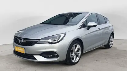 Usata Opel Astra Business Elegance 105 CV (77 kW) 2020 Utilitaria