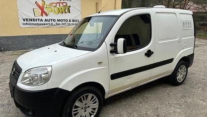 Usata Fiat Doblò 105 CV (77 kW) 2008 Bianco Monovolume