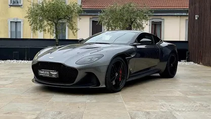 Grigio Usata 2021 Aston Martin DBS Coupé | 215.000 €