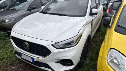 Gebraucht MG ZS Luxury 111 PS (81 kW) 2023 Weiß SUV
