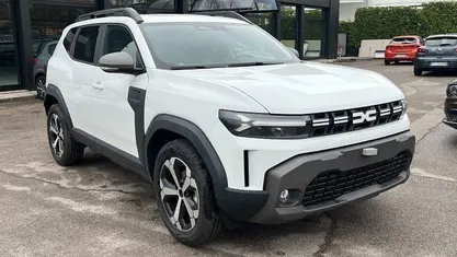 Nuova Dacia Duster Journey 94 CV (69 kW) 2025 Bianco ghiaccio pastello SUV