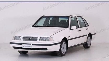 Brugt Volvo 460 90 HK (66 kW) 1995 Hvid Sedan