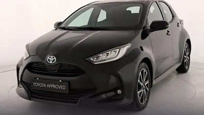 Usata Toyota Yaris Hybrid Trend 116 CV (85 kW) 2022 Nero Utilitaria