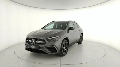 Usata Mercedes GLA250 AMG Line Premium 163 CV (119 kW) 2023 Grigio SUV