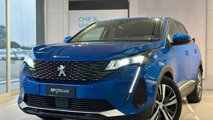 Blu/azzurro Usata 2021 Peugeot 3008 Allure SUV | 19.400 € (Buon prezzo)
