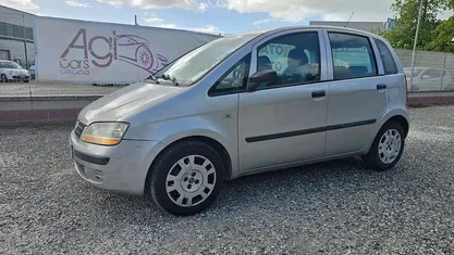 Usata Fiat Idea 80 CV (58 kW) 2005 Monovolume