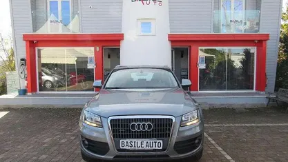 Grigio Usata 2010 Audi Q5 SUV | 7400 € (Buon prezzo)