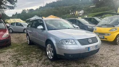 Gray Usata 2004 VW Passat Station wagon | 2500 €