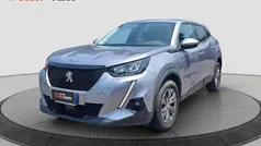 Grigio pastello Usata 2020 Peugeot 2008 Active SUV | 15.900 € (Buon prezzo)