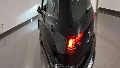 Usata VW Golf VIII Life 116 CV (85 kW) 2025 Nero Berlina