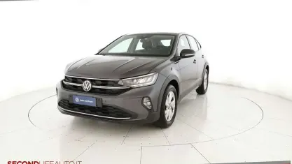 Usado VW Taigo Life 110 CV (80 kW) 2024 Gris SUV