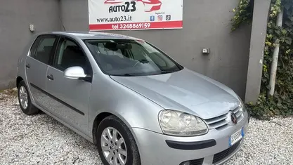 Usata VW Golf V Comfortline 105 CV (77 kW) 2007 Berlina