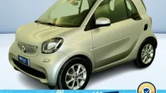 Argento metallizzato Usata 2020 Smart ForTwo Electric Drive Passion Tre volumi | 12.700 € (Buon prezzo)