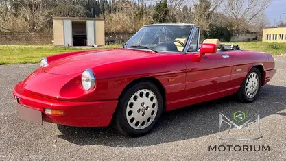 Usata Alfa Romeo Spider 125 CV (91 kW) 1990 Cabrio