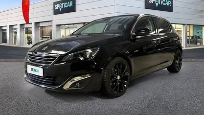 Nero Usata 2016 Peugeot 308 Allure Berlina | 11.350 € (Buon prezzo)