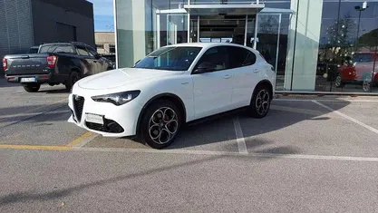 Usata 2024 Alfa Romeo Stelvio Veloce SUV | 37.500 € (Buon prezzo)