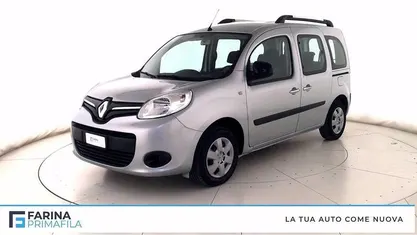 Grigio chiaro Usata 2020 Renault Kangoo Life Monovolume | 12.400 € (Molto cara)