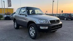 Usata 1999 Toyota RAV4 SUV | 4990 € (Buon prezzo)