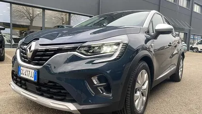 Usata Renault Captur Intens 160 CV (117 kW) 2021 Blu SUV